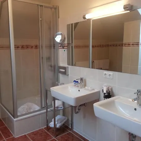 فندق Hubertusburg 4*