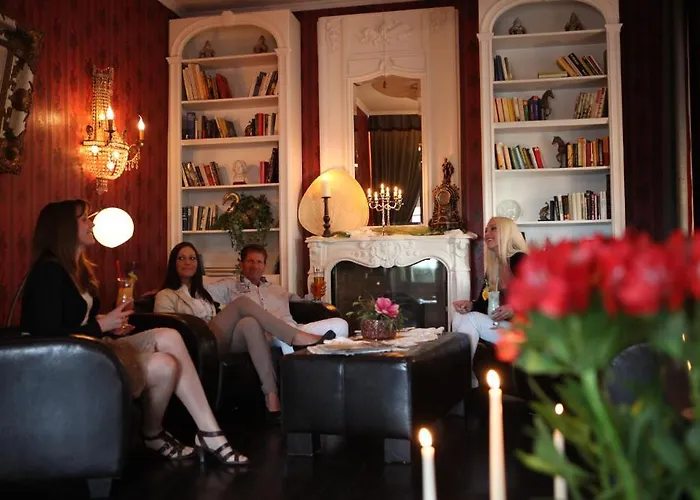 Hotell Hubertusburg 4*